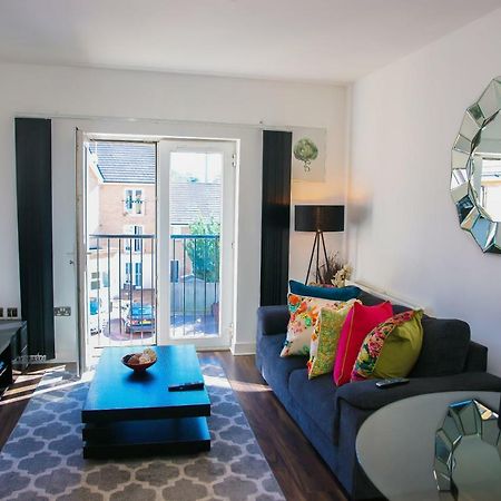 Modern 2 Bedroom Apartment London Luaran gambar