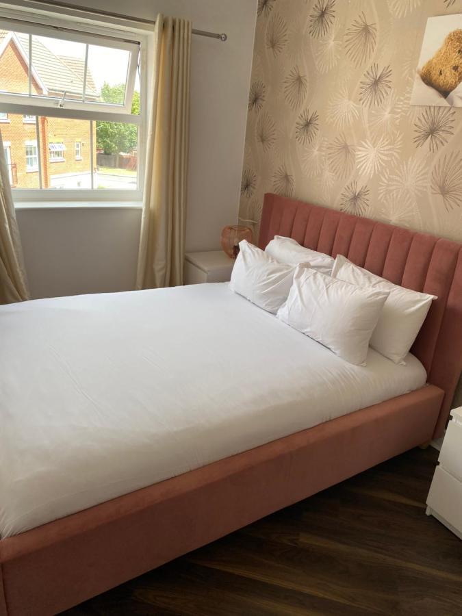 Modern 2 Bedroom Apartment London Luaran gambar