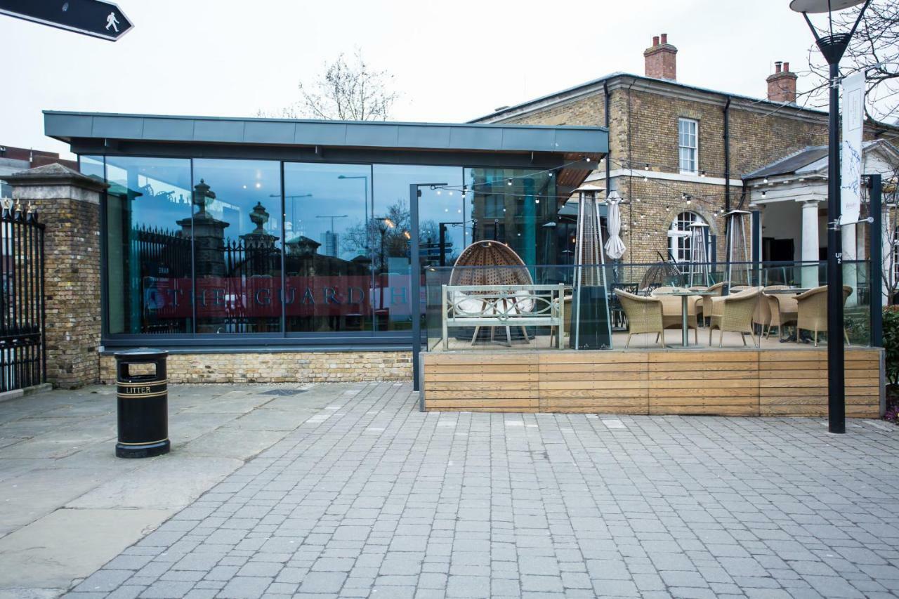 Modern 2 Bedroom Apartment London Luaran gambar