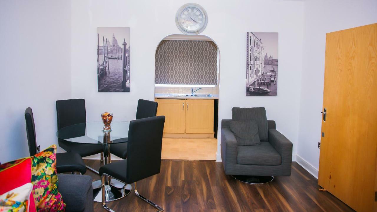 Modern 2 Bedroom Apartment London Luaran gambar