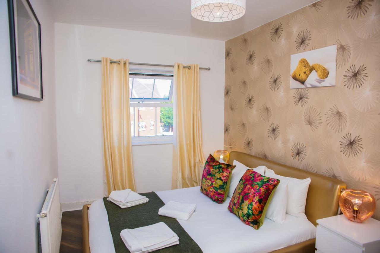 Modern 2 Bedroom Apartment London Luaran gambar